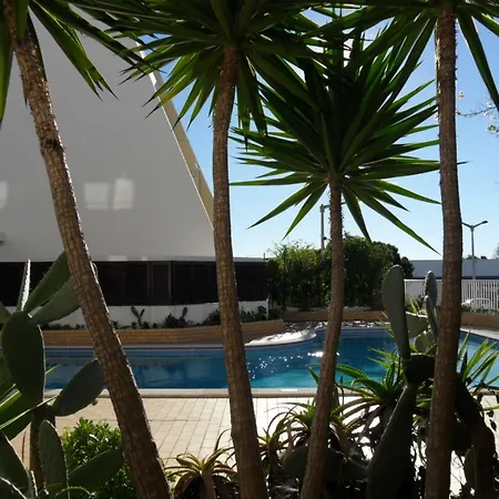 Sea Breeze فندق البوفيرا
